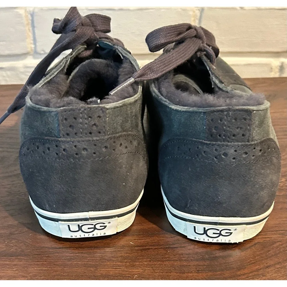 UGG Australia Men's Roxford Bomber Dark Gray Suede Fur Lined Sneakers‎ Size 11.5